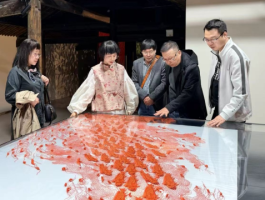 对话非遗匠心！王谦老师赴台绣参观学习